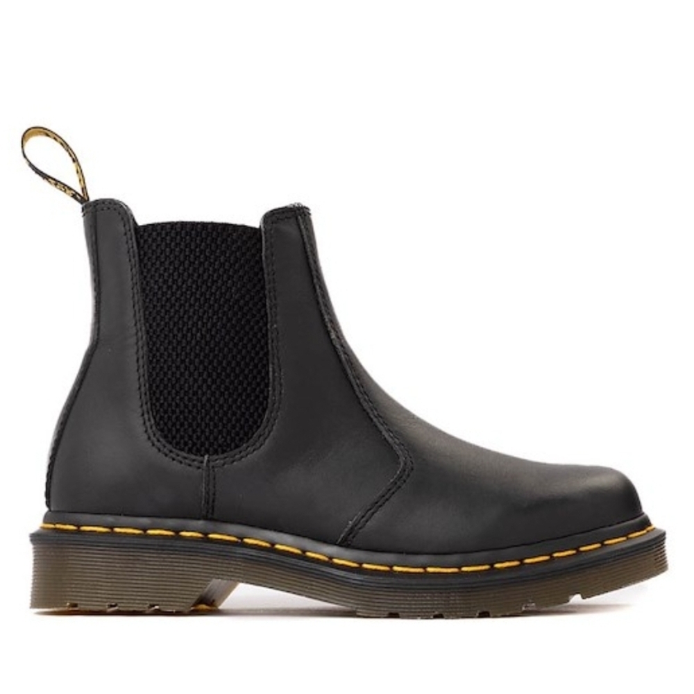 Womens Dr. Martens 2976 Chelsea Boot - Black